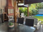 VENTA CASA 3AMB COCHERA JARDÍN PILETA QUILMES