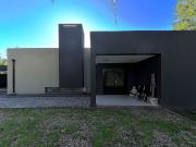 VENTA CASA 3AMB PILETA EN MORENO APTO CRED PERMUTA