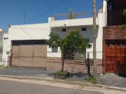 VENTA CASA 4 AMB 200 M2 COCHERA VALENTIN ALSINA LANUS