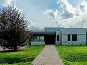 Venta Casa 4 amb a Estrenar c/pileta, Luján Venta Casa 4 amb a Estrenar c/pileta, Luján