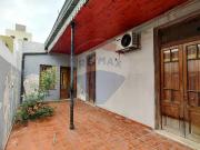 VENTA CASA 4 AMB. A REFACCIONAR CAMPANA CENTRO