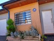 VENTA CASA 4 AMB. C/ PILETA Y PARQUE. QUILMES