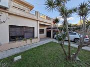 VENTA CASA 4 AMB C/ QUINCHO Y PILETA QUILMES OESTE