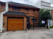 VENTA CASA 4 AMB, COCHERA, JARDÍN, VILLA DEVOTO