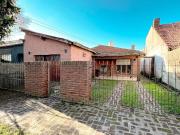 VENTA CASA 4 AMB COCHERA PARQUE QUINCHO CAISAMAR