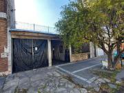 Venta casa 4 amb con cochera a reciclar