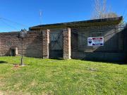 VENTA CASA 4 AMB CON JARDIN Y COCHERA A TERMINAR