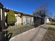 VENTA CASA 4 AMB C/QUINCHO GGE. PATIO L. GUILLON