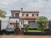 VENTA CASA 4 AMB, JARDÍN, COCHERA, LA TABLADA