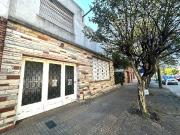 VENTA CASA 4 AMB PATIO TERRAZA CAMPANA RETAZADO