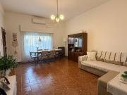 Venta casa 4 amb y monoambiente al fondo Boulogne