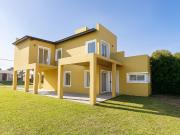 Venta Casa 4 Ambientes B. San Patricio A Estrenar