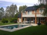 Venta. Casa 4 ambientes. Barrio Country Club Los...