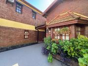 Venta. Casa. 4 ambientes. Cochera. Consultorio. Parque....