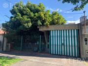 Venta casa 4 ambientes con cochera en Wilde