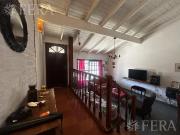 Venta Casa 4 ambientes con cochera y jardín en Bernal Oeste