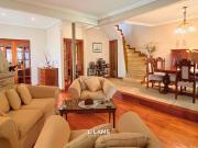 Venta Casa 4 ambientes con departamento Barrio Chauvin