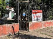 Venta Casa 4 Ambientes con Jardín al Frente y Local en...