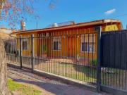 VENTA CASA 4 AMBIENTES CON JARDÍN Y COCHERA EN PACHECO