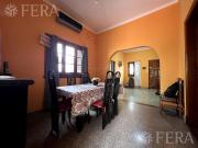 Venta casa 4 ambientes con patio en Llavallol