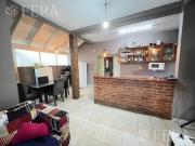 Venta casa 4 ambientes con patio y terraza en Wilde