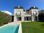 Venta Casa 4 Ambientes con pileta Nuevo Quilmes Venta Casa 4 Ambientes con pileta Nuevo Quilmes