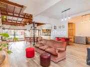 Venta Casa 4 ambientes con piscina, amplio jardín y...