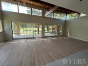Venta casa 4 ambientes con piscina en Barrio Club...