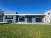 VENTA Casa 4 ambientes con piscina Rumencó Joven Mar del...