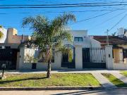 VENTA CASA 4 AMBIENTES C/PILETA SAN ANTONIO PADUA