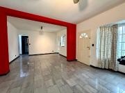 VENTA CASA 4 AMBIENTES EN VILLA LUGANO