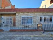 Venta Casa 4 ambientes Garaje y quincho EZPELETA