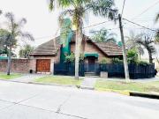 Venta Casa 4 Ambientes Ituzaingo Pileta/Cochera