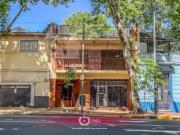 Venta casa 4 ambientes local 246M² construidos sobre...