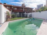 Venta Casa 4 Ambientes Martelli Jardin con Piscina