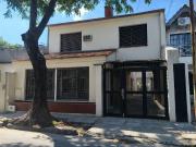 VENTA CASA 4 AMBIENTES MULTIFAMILIAR COCHERA