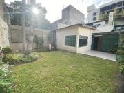 Venta Casa 4 ambientes Oficinas y Local a la calle...