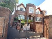 VENTA CASA 4 AMBIENTES VILLA LUGANO