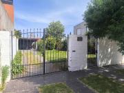 Venta Casa 4 ambientes zona Parque Necochea
