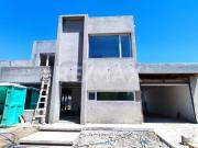 VENTA CASA 4 DORM. A TERMINAR CON PISCINA