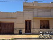 VENTA CASA 4 DORM. SEMICENTRO TANDIL
