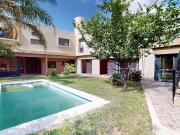 Venta Casa 4 Dormitorios 4 Baños / Pileta. Apta Credito...