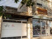 Venta Casa 4 dormitorios con cochera, quincho y...