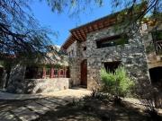 Venta Casa 4 dormitorios con pileta en barrio La Salle