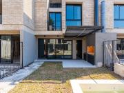 VENTA Casa 4 Dormitorios con Pileta y Parrillero...