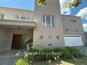 Venta Casa 4 dormitorios con piscina en Tejas del sur...