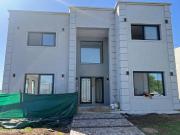 VENTA CASA 4 DORMITORIOS EN SANTA ELENA PILAR DEL ESTE