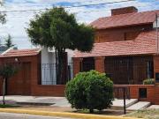 VENTA Casa 4 dormitorios. Heroes de Malvinas N°774