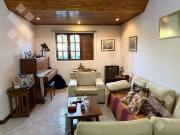 Venta Casa 4 Dormitorios patio quincho piscina 2...