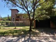 VENTA CASA 4 DORMITORIOS Y PILETA V RIVERA INDARTE